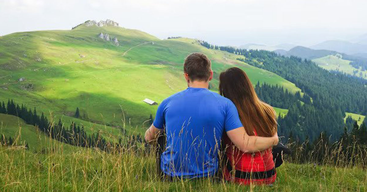 Unforgettable Experiences At The Best Places For Couple Traveling