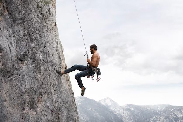 Rock Climbing : Conquering New Heights